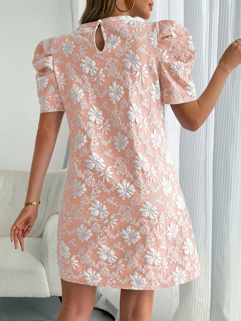 Women’s 2026 Summer Floral Textured Puff Sleeve Round Neck Mini Dress