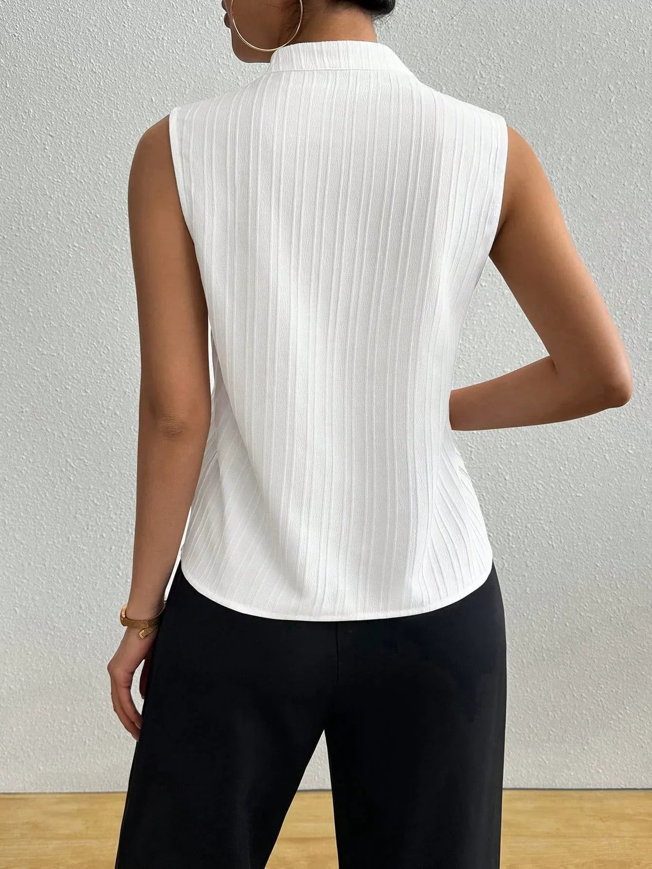 Women’s Stand Collar Split V Neck Textured Sleeveless Blouse Top